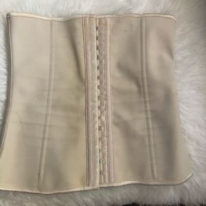 Waist Trainer